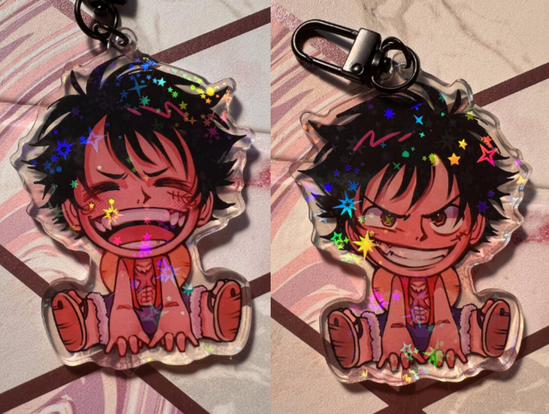 Luffy Holo Keychain